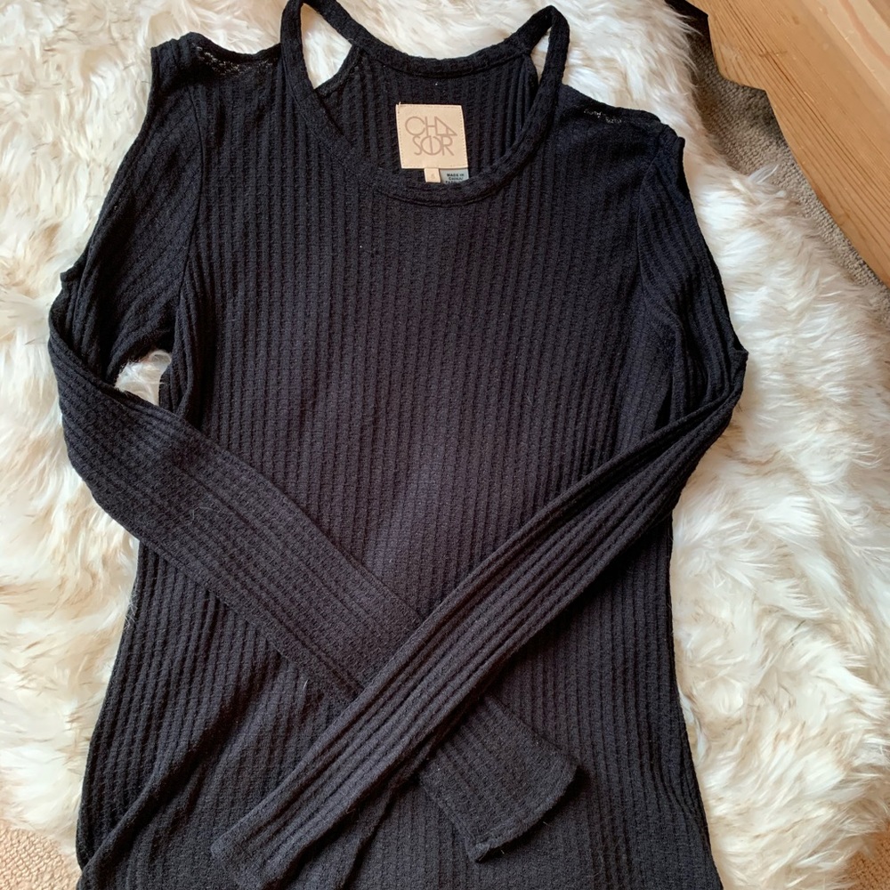 Long Sleeve Comfy Peep Shoulder Tee